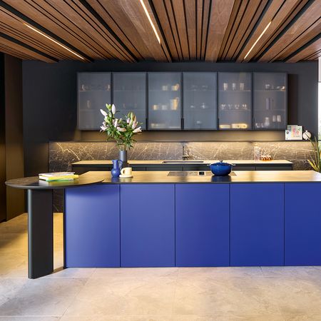 ultramarine bue kitchen